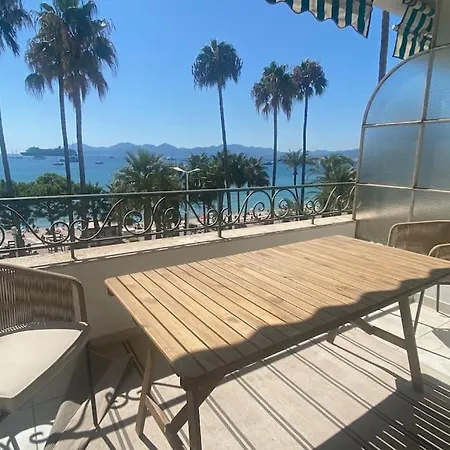 2 Pieces - Croisette *